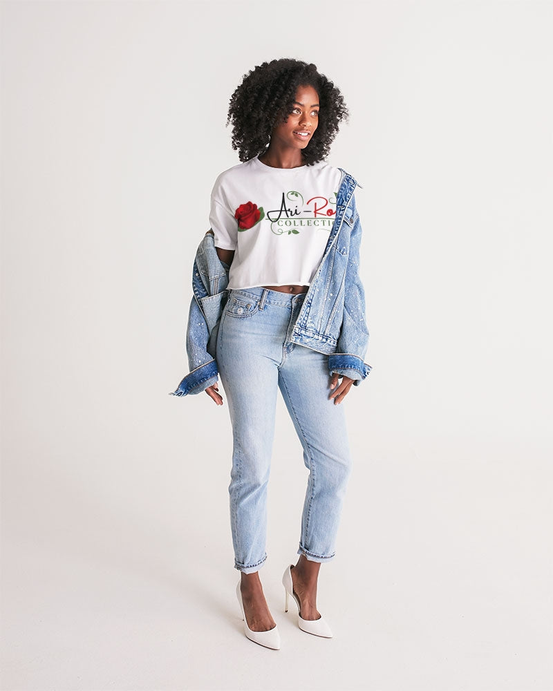 Ari-Rose White Collection Women's All-Over Print Lounge Cropped Tee